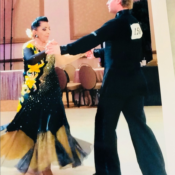 Ballroom costume for smooth dancing - Picture 2 of 8